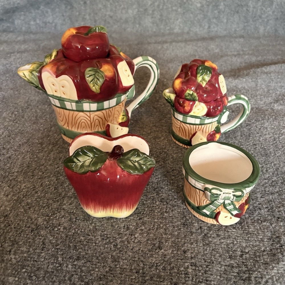 VTG Youngs Apple 3D Figural Tea Set 4pc 1999 Creamer‎ Sugar Napkin Holder